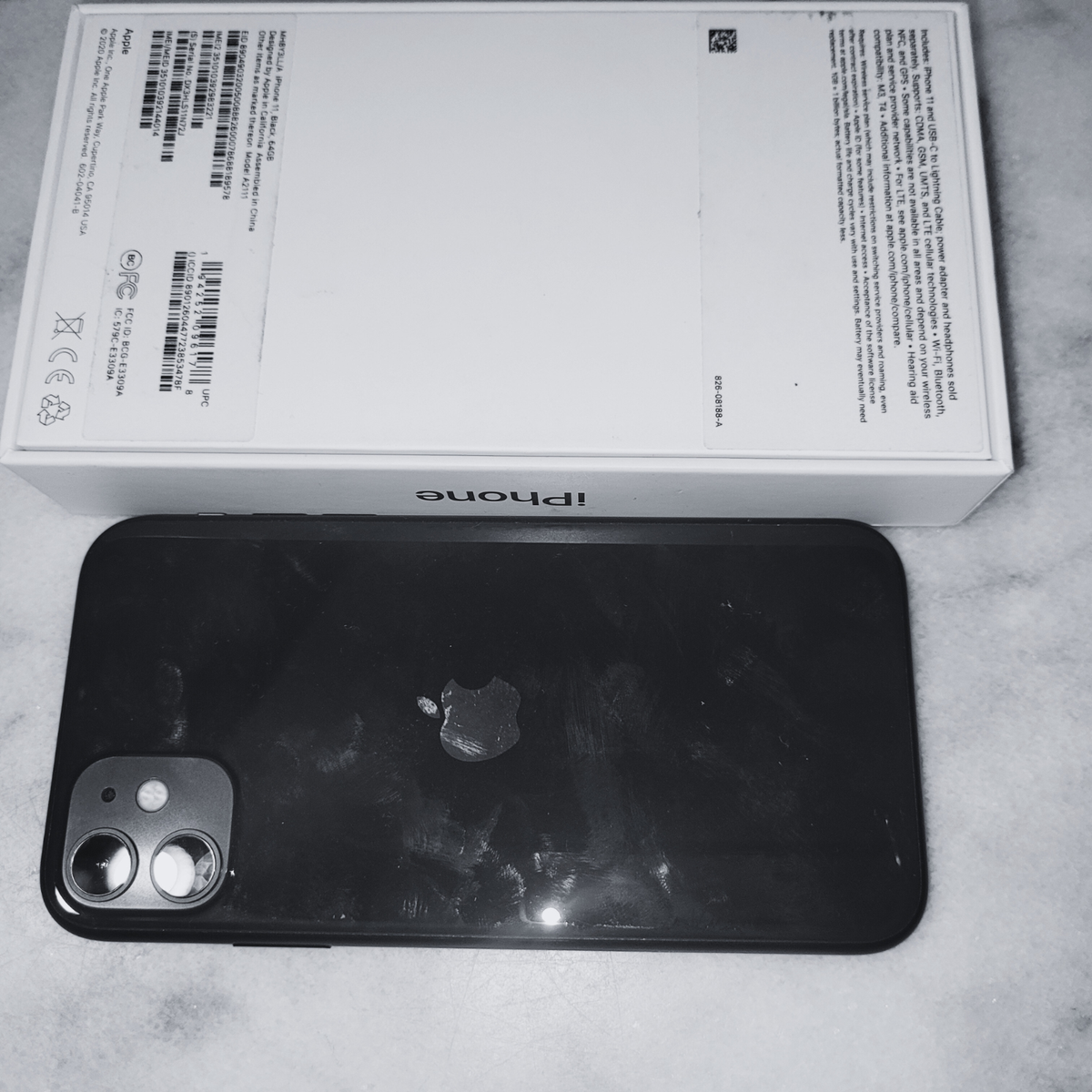 m*i様 Apple iPhone 11 ブラック Apple iPhone 11 128GB Black - Unlocked | Rare iOS 16 (16.6.1