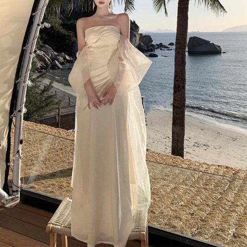 Bridal Strapless Train Gown French Style Light Wedding Dress for Photos - Picture 6 of 9