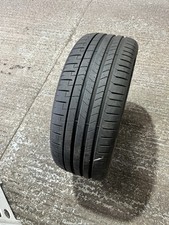 X1 275 40 22 Pirelli Pzero Tyre