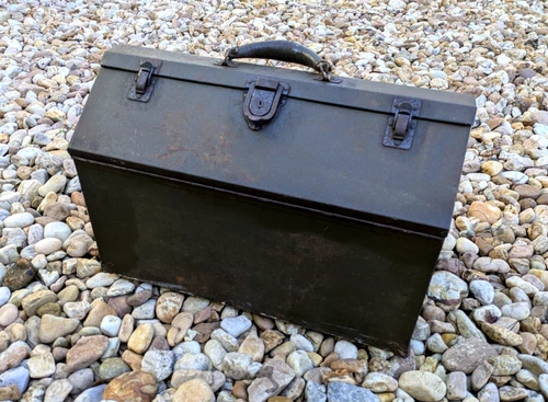 WWII US MILITARY M1 ARMORER’S TOOL Box M1 WW2
