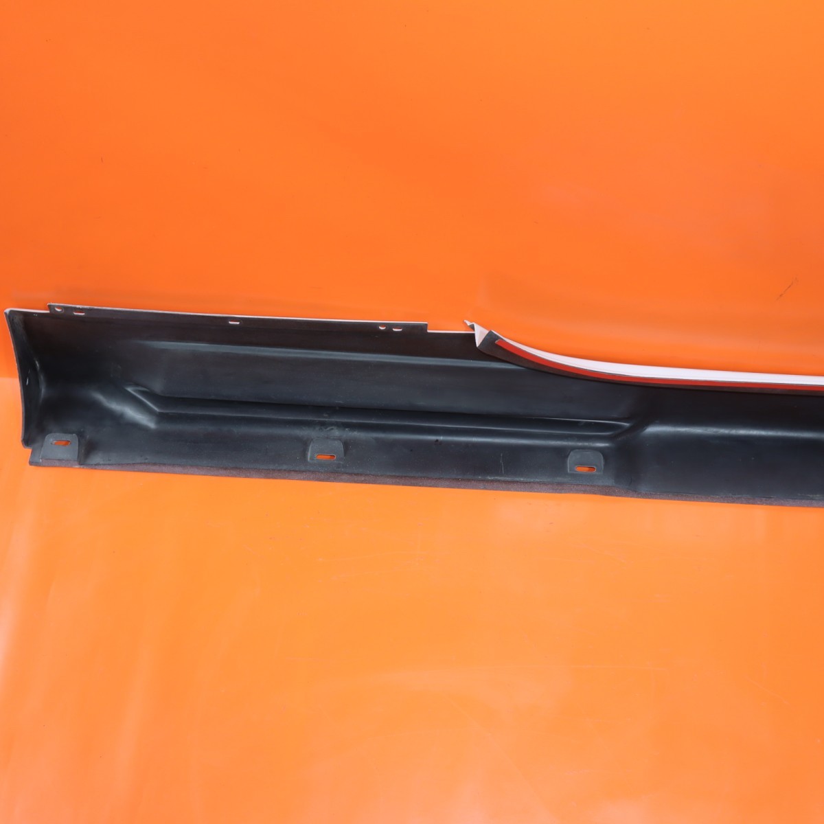 Bentley Continental GT 2004-2010 LEFT Rocker molding