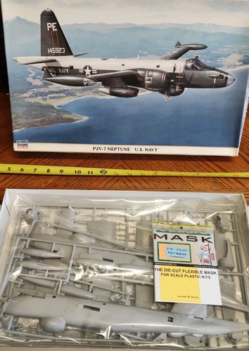 HASEGAWA 1:72 LOCKHEED US Navy P2V-7 NEPTUNE Model Kit 00897 Open Box W/ MASK - Picture 6 of 11