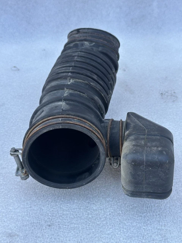 Tubo de manguera de admisión de aire deportivo Mitsubishi Montero 1997 1998 1999 3,0 L MR266308 Foto 2 de 4