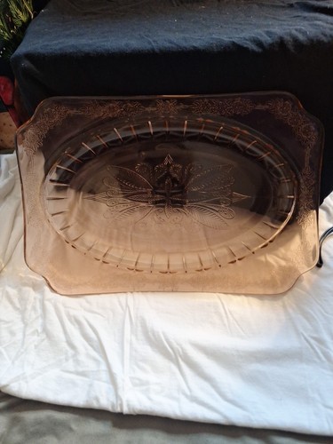 Pink Depression Glass 11"x 8" Rectangle Tray - Jeanette Adam Pattern - Picture 3 of 9