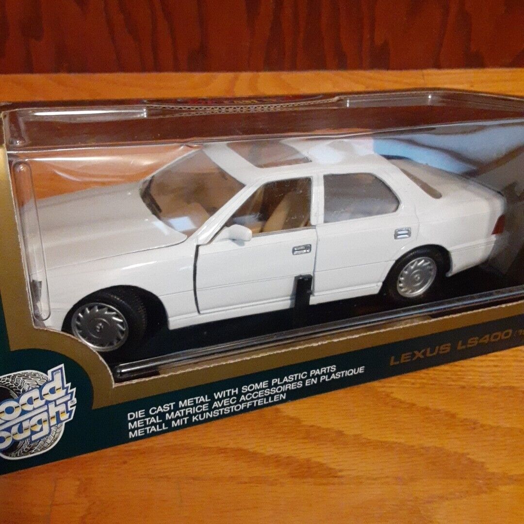 Lexus LS400 1989 Road Tough 1:18 Scale Diecast Model Car Lexus LS400 1989 Road Tough 1:18 Scale Diecast Model Car