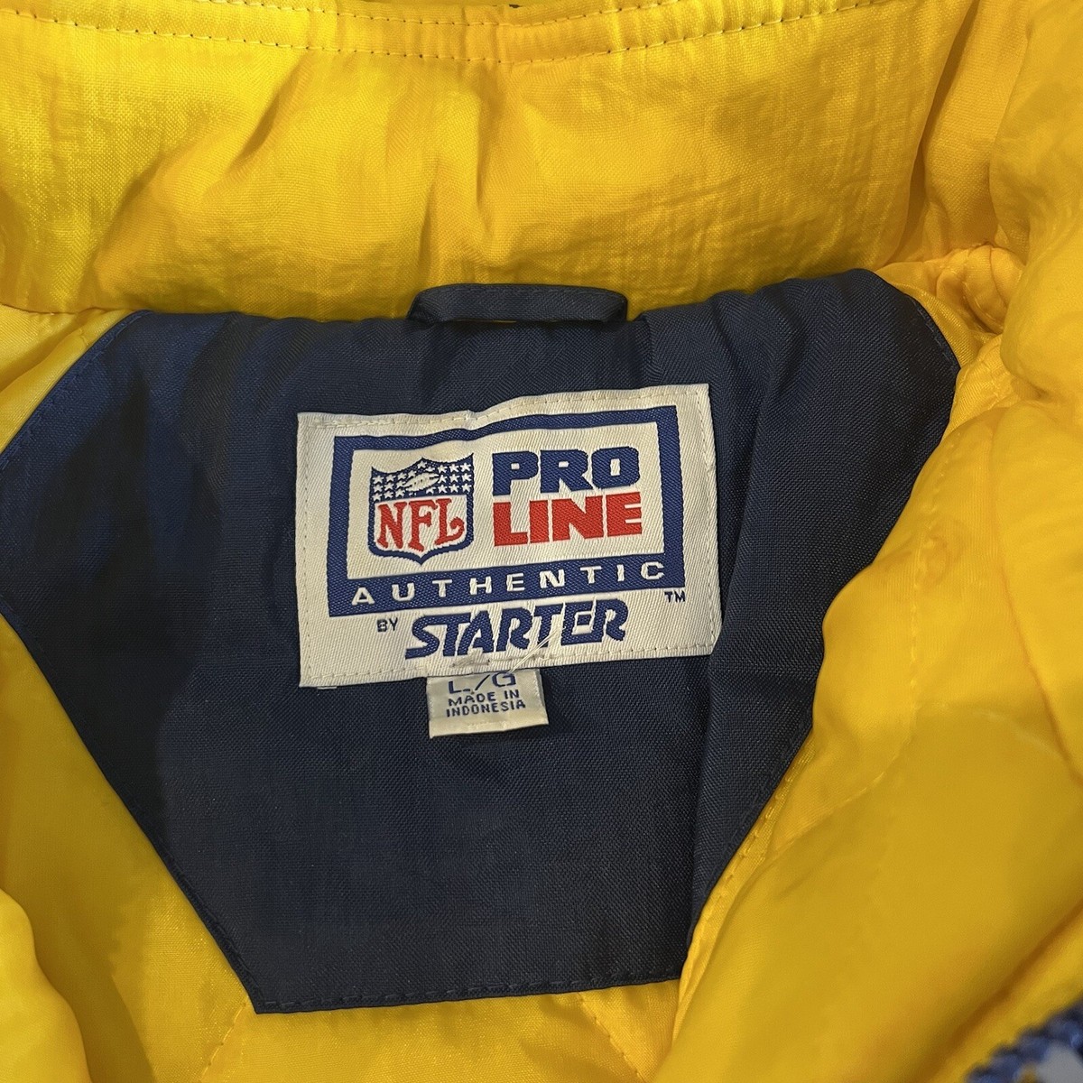 スターターNFLプロラインのライダーズ ビンテージ中綿ジャケット Vintage Starter Pro Line NFL San Diego Chargers 1/2 Zip