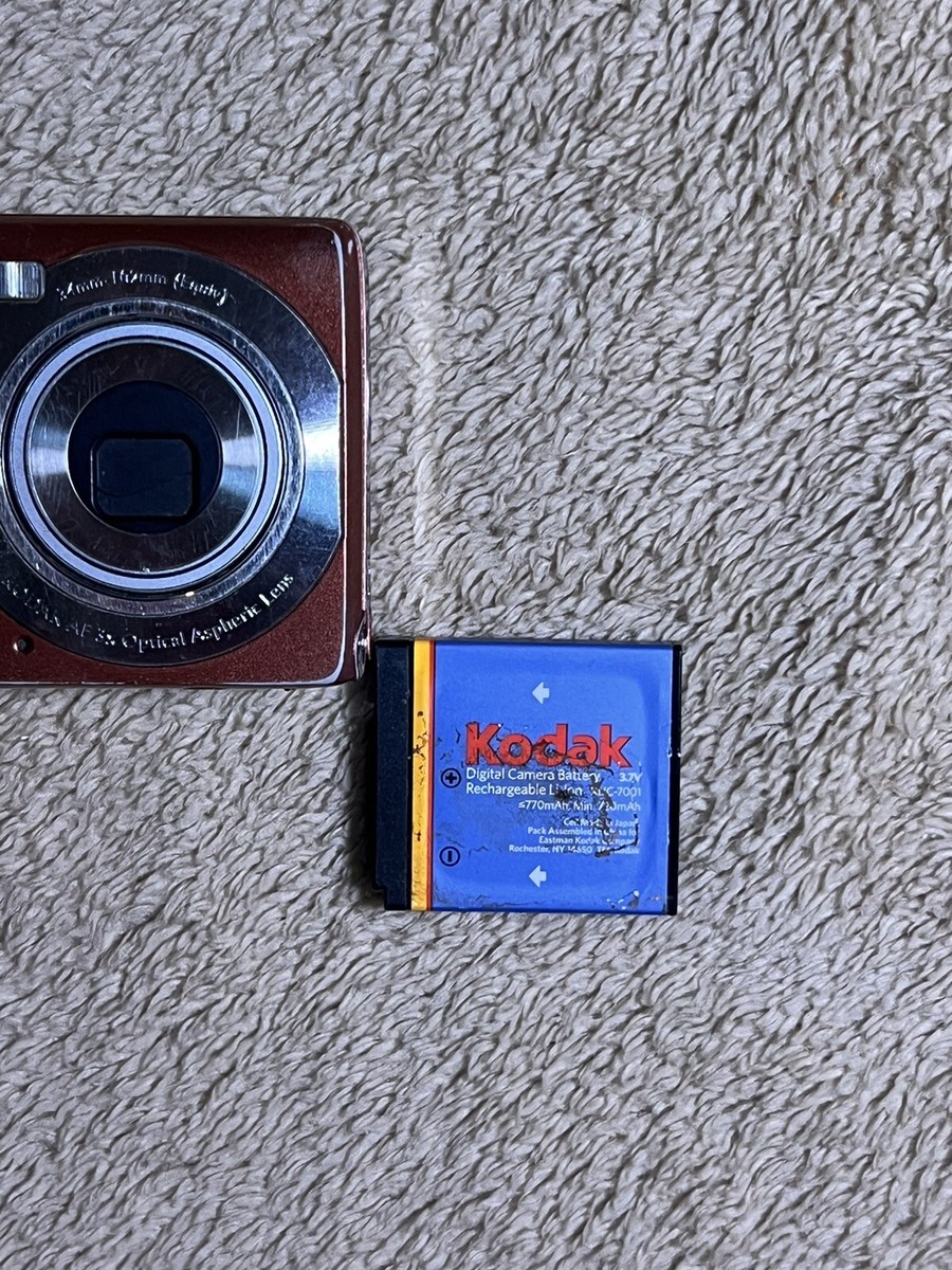 Kodak EasyShare M763 7.2MP Digital Camera - Red for sale