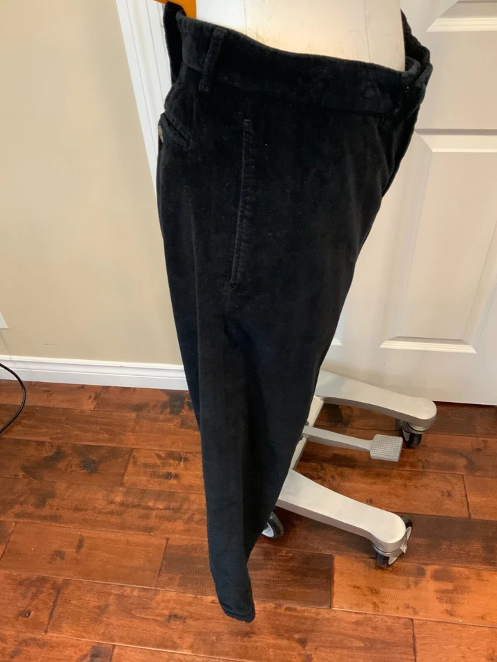 Pantalones ajustados de terciopelo negro Versace, talla L (US) 50 (IT) Foto 3 de 4