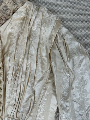 Antique Edwardian White Floral Silk Brocade Jacket Bodice boning buttons AS IS - Picture 7 of 24