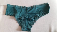 Knickers  Size XL