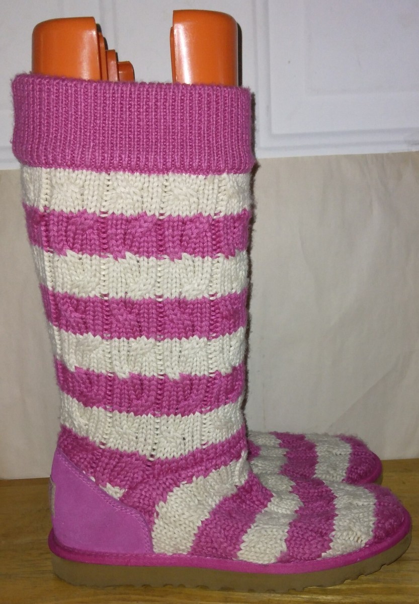UGG Australia Sheep Skin S/N 5822 Woven Textile. Sz 8 | eBay