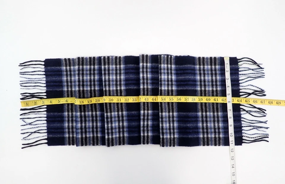 Bufanda con flecos a cuadros 100 % cachemir Club Room 67" x 11" 1/2 #CK57 Foto 2 de 4