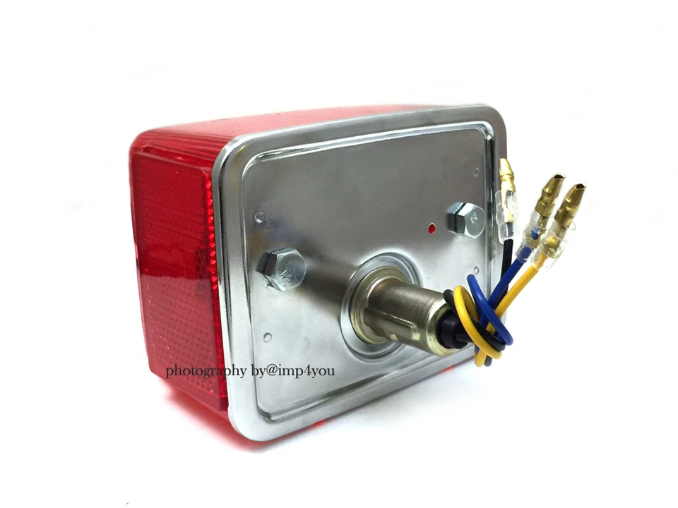 Taillight Tail Brake lamp For Yamaha XT600E XT250 XT225 XT350 XT600 12V  Foto 2 de 4