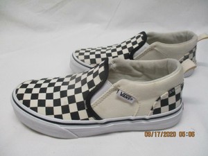 vans checkerboard slip on size 3