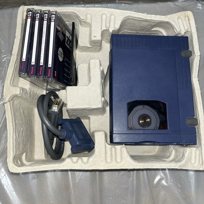 Iomega Zip 100 External Drive Parallel Port – No Power Supply – Untested