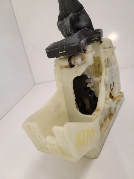 2016 HYUNDAI TUCSON AT Transmission Shift Shifter Gear Assembly 1511200136 Foto 4 de 4