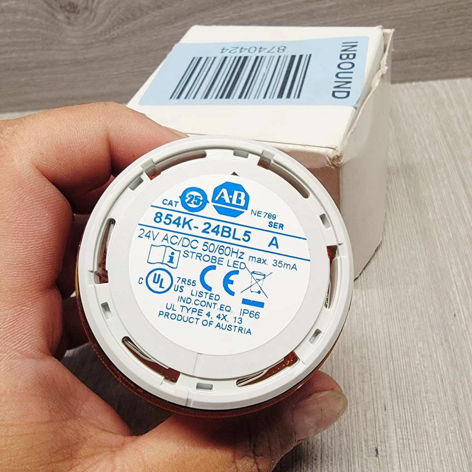 Allen Bradley 854K-24BL5/A Módulo de Luz LED 24V AC/DC Lente Ámbar Estroboscópica LED Foto 4 de 4