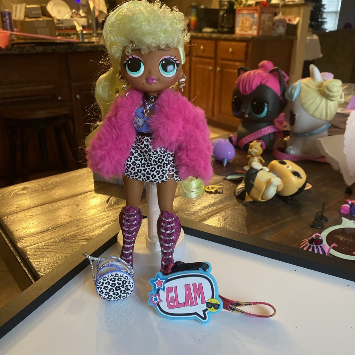 LOL Surprise OMG Lady Diva Fashion Doll 9