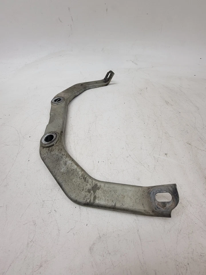 Soporte de montaje convertidor catalítico Nissan 350Z Infiniti G35 2003-2008 OEM Foto 3 de 4