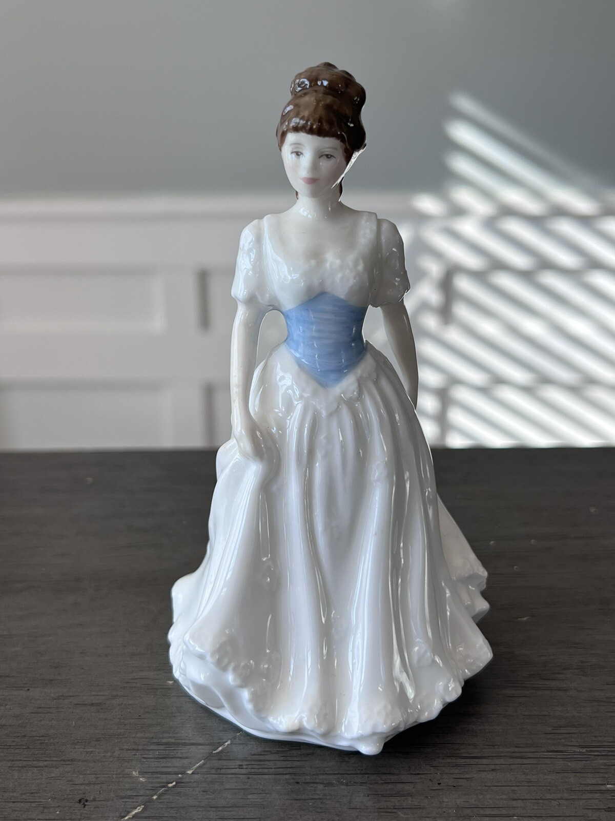 Picture 1 of 4