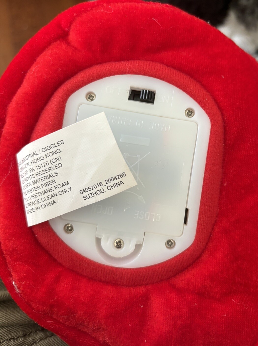 PEEK A BOO SANTA In Toy Sack Bag Christmas Animated Talking Giggles 9”