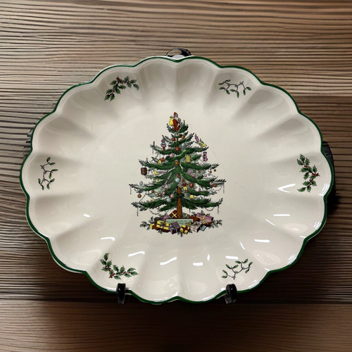 Spode Christmas Tree Scalloped Oval Fluted Dish / Serving Platter England 15x12 - Picture 4 of 11