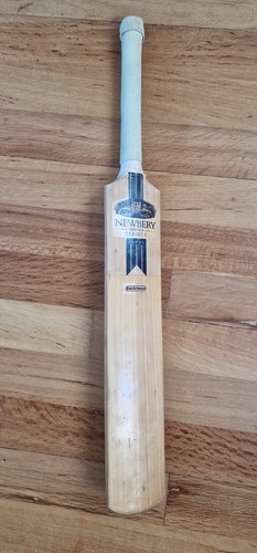 Cricket bat John Newbery Handmade newbery series 1 cricket bat BatArmour 33inch - 第 1/5 張圖片
