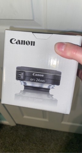 Canon EF-S 24mm f/2.8 Lens and Camera Bag - Picture 2 of 4