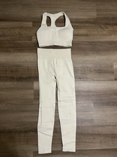 Womens Medium Workout Set