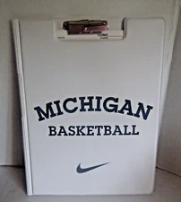 Nike Michigan Basketball Clipboard Case Classic Swoosh W/ Paper and Pen