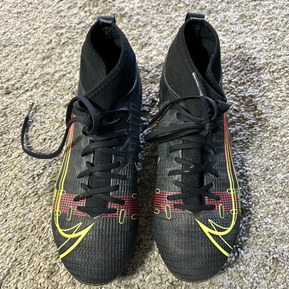 Nike Jr Mercurial Superfly 8 FG Soccer Shoes Youth Size 3Y CV1127090