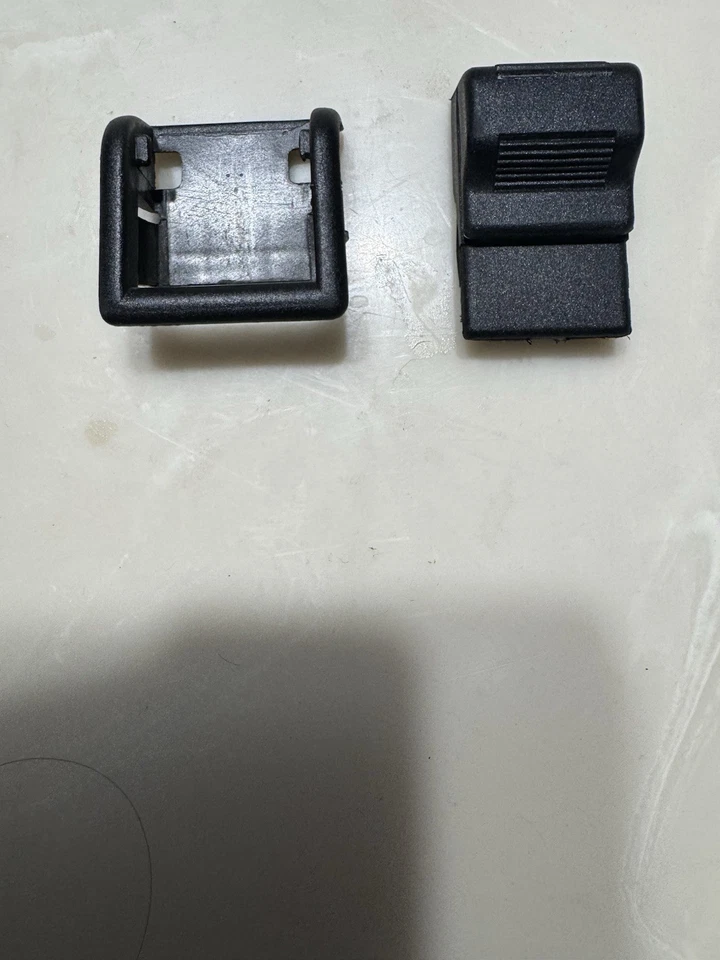 Alfa Romeo Milano 75 Door Lock Pin Knob & Bezel 1987-89 - Image 2 of 4