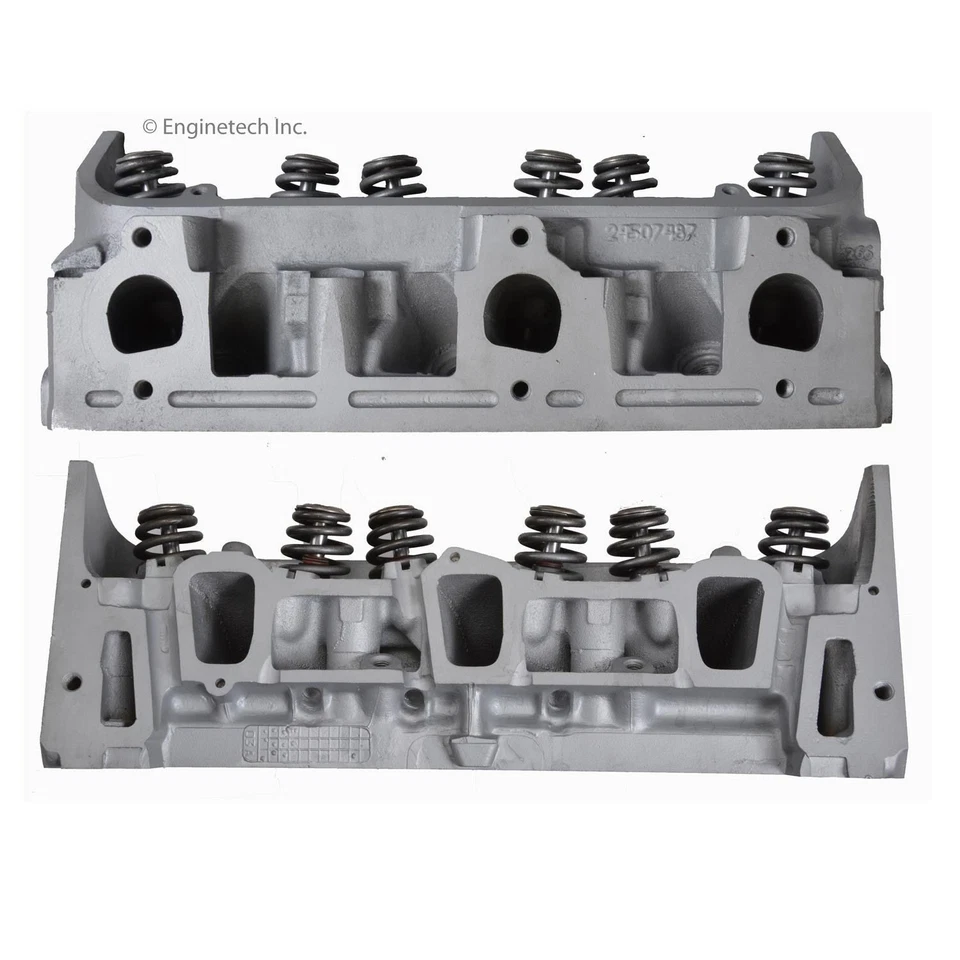 Головка блока цилиндров двигателя CH1054R в сборе - Изображение 2 из 3