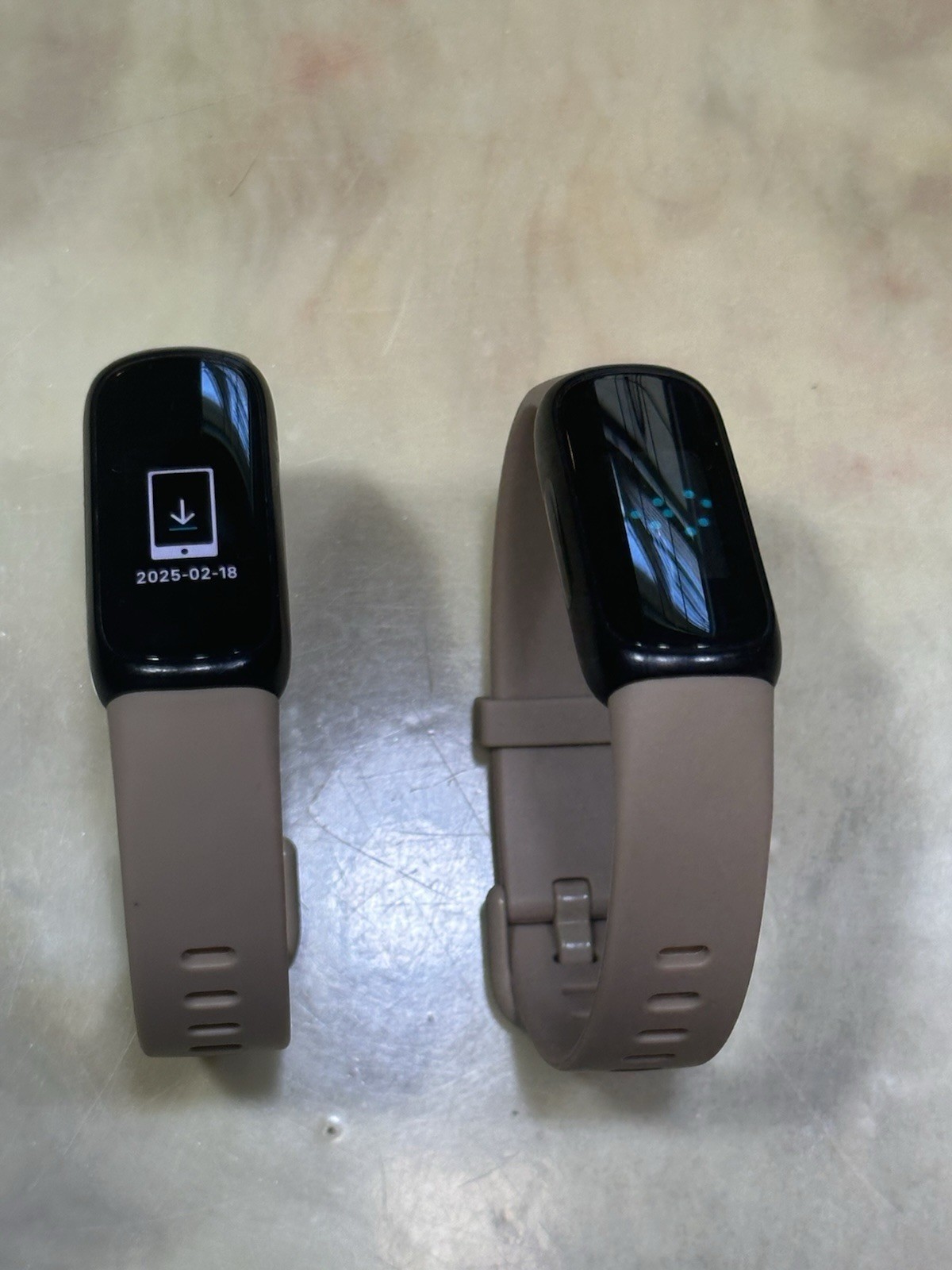 Fitbit Inspire 3 Black Fitness Tracker - GOOD CONDITION, WORKING! NO CHARGER!