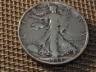1944 d LIBERTY WALKING SILVER HALF DOLLAR - VERY NICE DETAILS - 90% SILVER #G