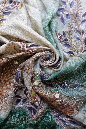 Green beige peacock floral matt gold patti new bollywood dupatta shawl sku19133 - Picture 8 of 11