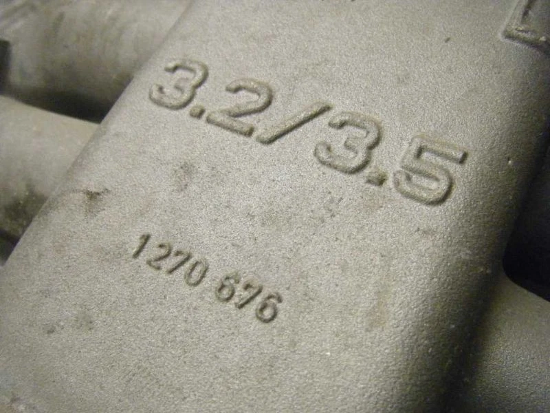 Bmw 635 csi intake manifold 1985 - Image 3 of 4