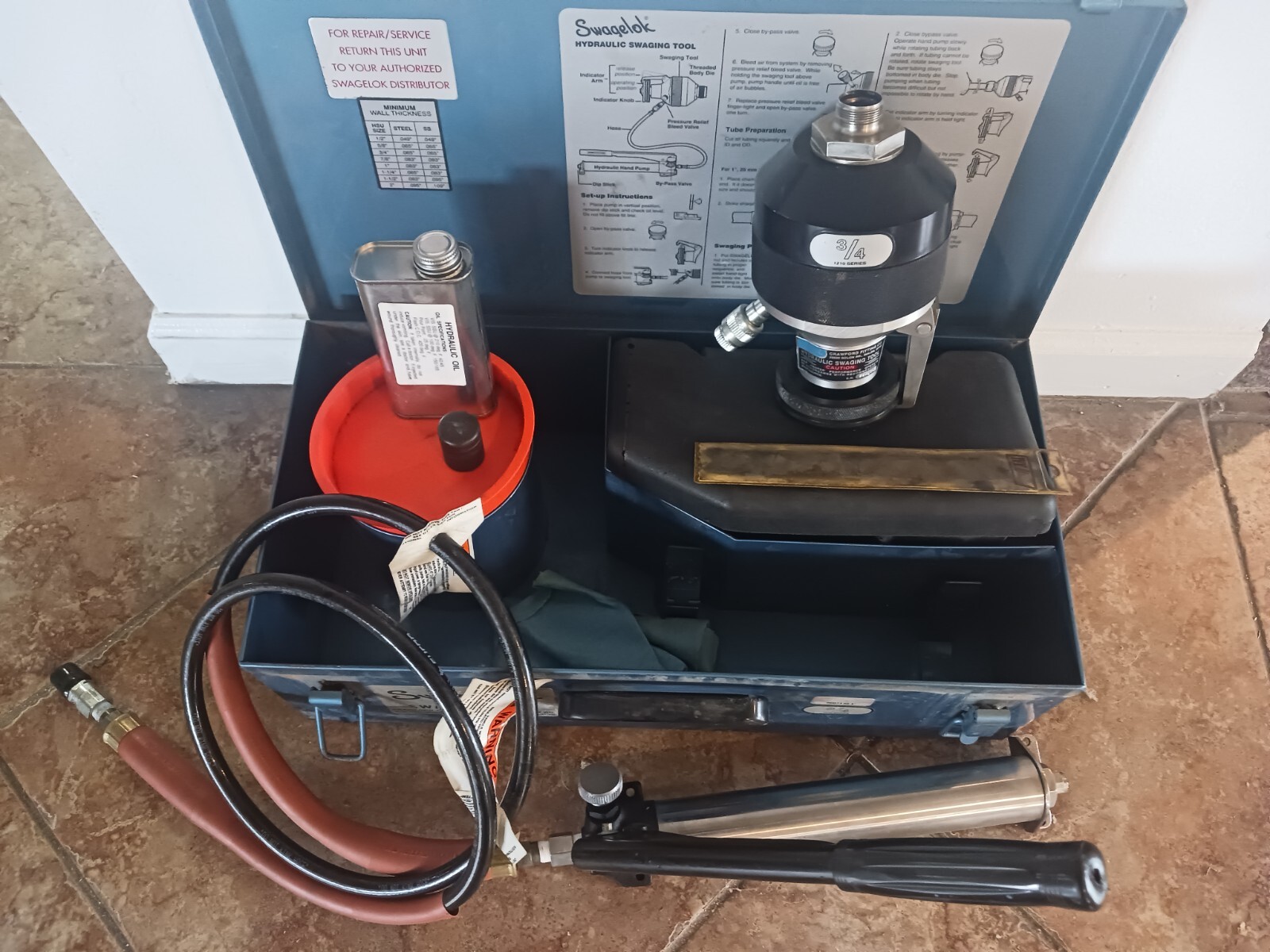 Swagelok 3/4" Hydraulic Swaging Tool Series 1210 With pump CLEAN eBay