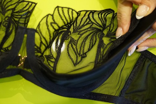 Gossard VIP Lavish Uplifting Balconette Black Bra Underwired 38E - Picture 15 of 22