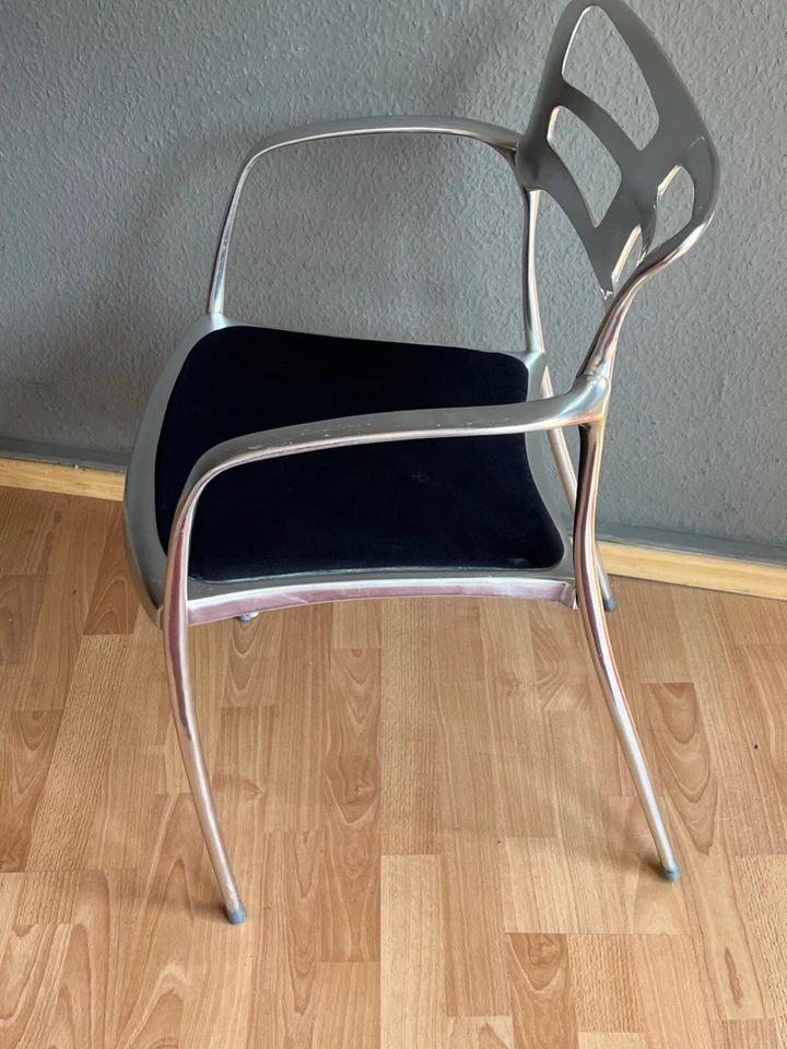 Exklusive 70 - 80 er Designer Alu Stuhl mit Armlehne Vintage by Jorge Pensi - Bild 2 von 4