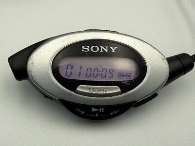 SONY WALKMAN D-E990 Silver Portable CD Player G-Protection JP