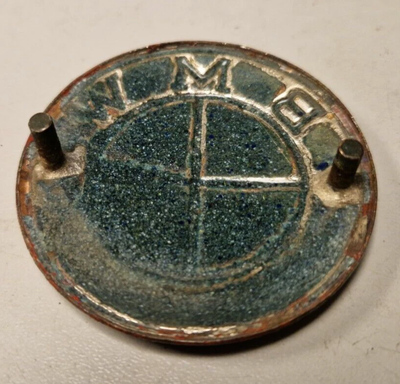 11. Insignia BMW rara isetta BMW 501 gel barroco BMW 503 BMW 507 Foto 2 de 3