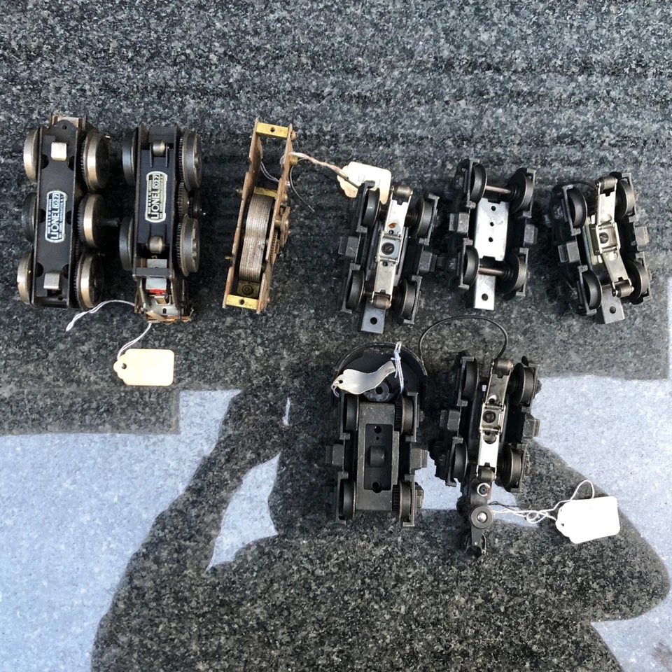 Vintage Lionel Postwar F3 Trucks/Locomotive Motors 8pcs - Image 3 of 3
