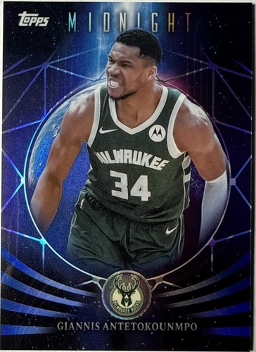 2025/26 Topps Basketball Giannis Antetokounmpo Comic Court #CC-3 