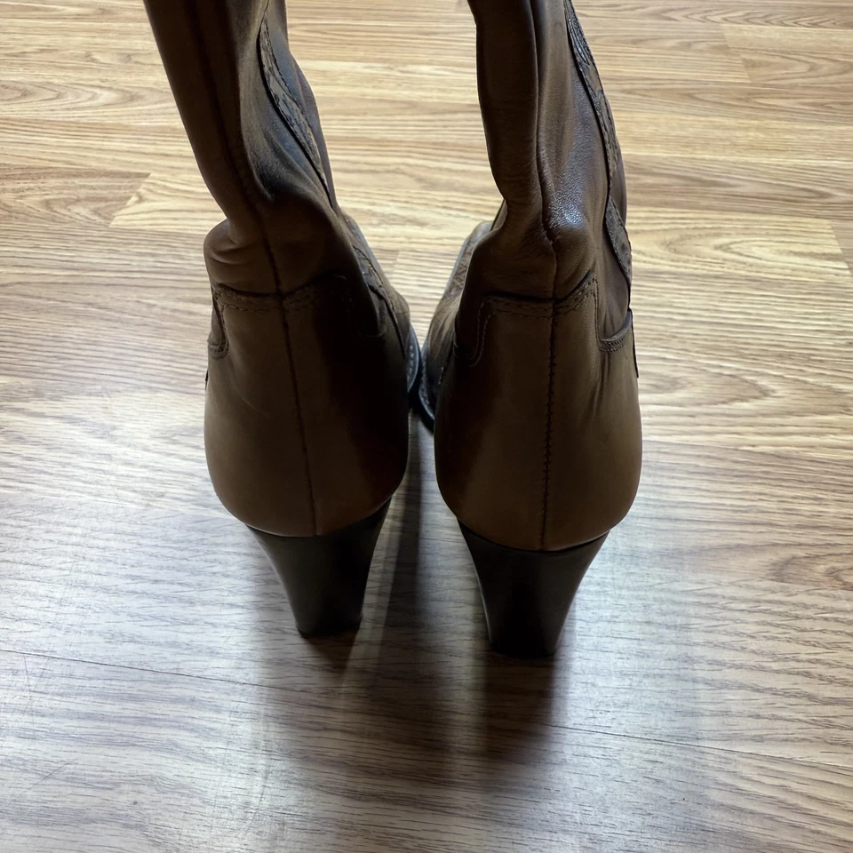 Antonio Melani Boots Womens Size 7M Leather Embossed Western Block Heel Shoes - Image 4 of 4