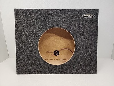 Audiocraft 10'' Subwoofer Truck Box 20''x15.75''x7.5'' Car Audio. 