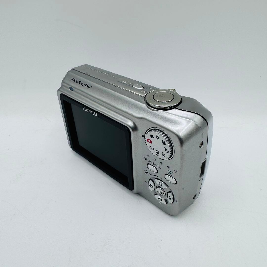 FUJIFILM FinePix A800 8.3メガピクセル　レトロ　カメラ Fujifilm FinePix A Series A800 8.3MP Digital Camera - Silver for