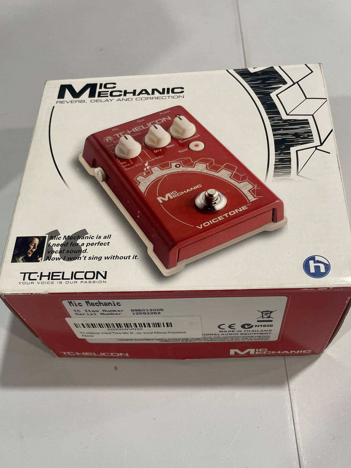 TC-Helicon Mic Mechanic Vocal Effects Pedal