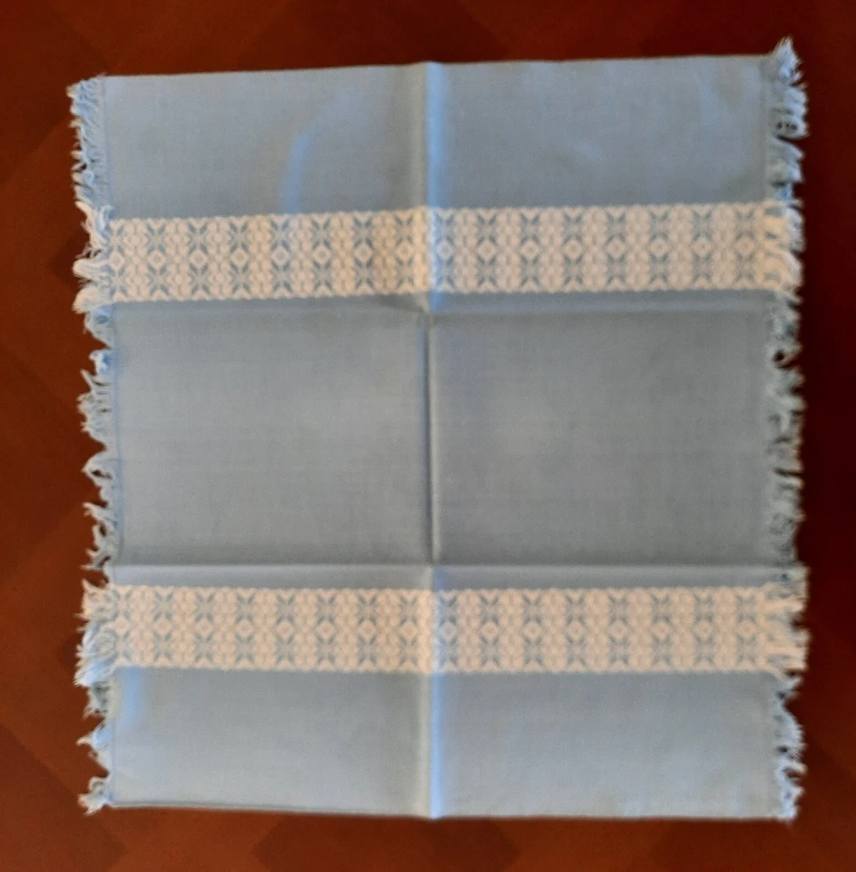 6 grandes serviettes de table Basques  bleues ciel et blanches à franges - Photo 4/4