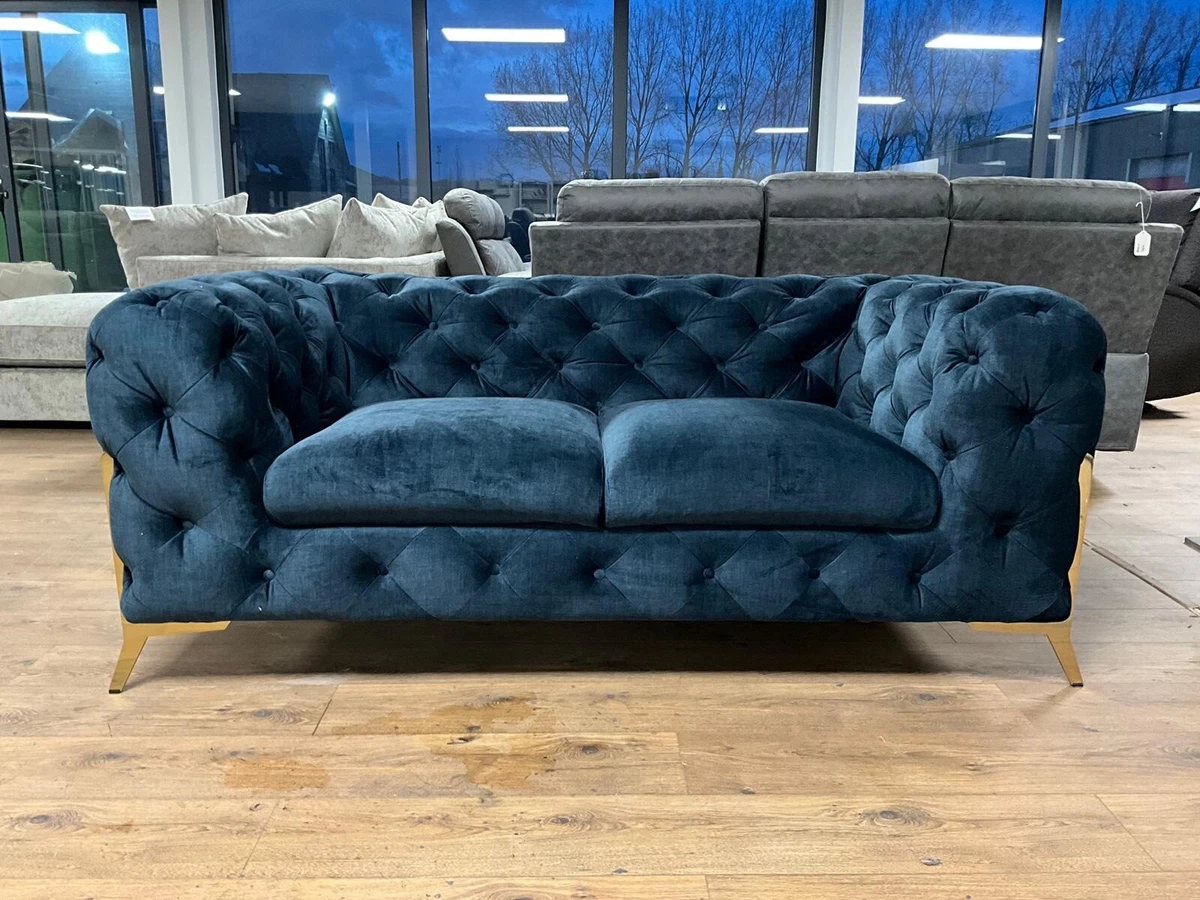 Chelsea chesterfield deals sofa